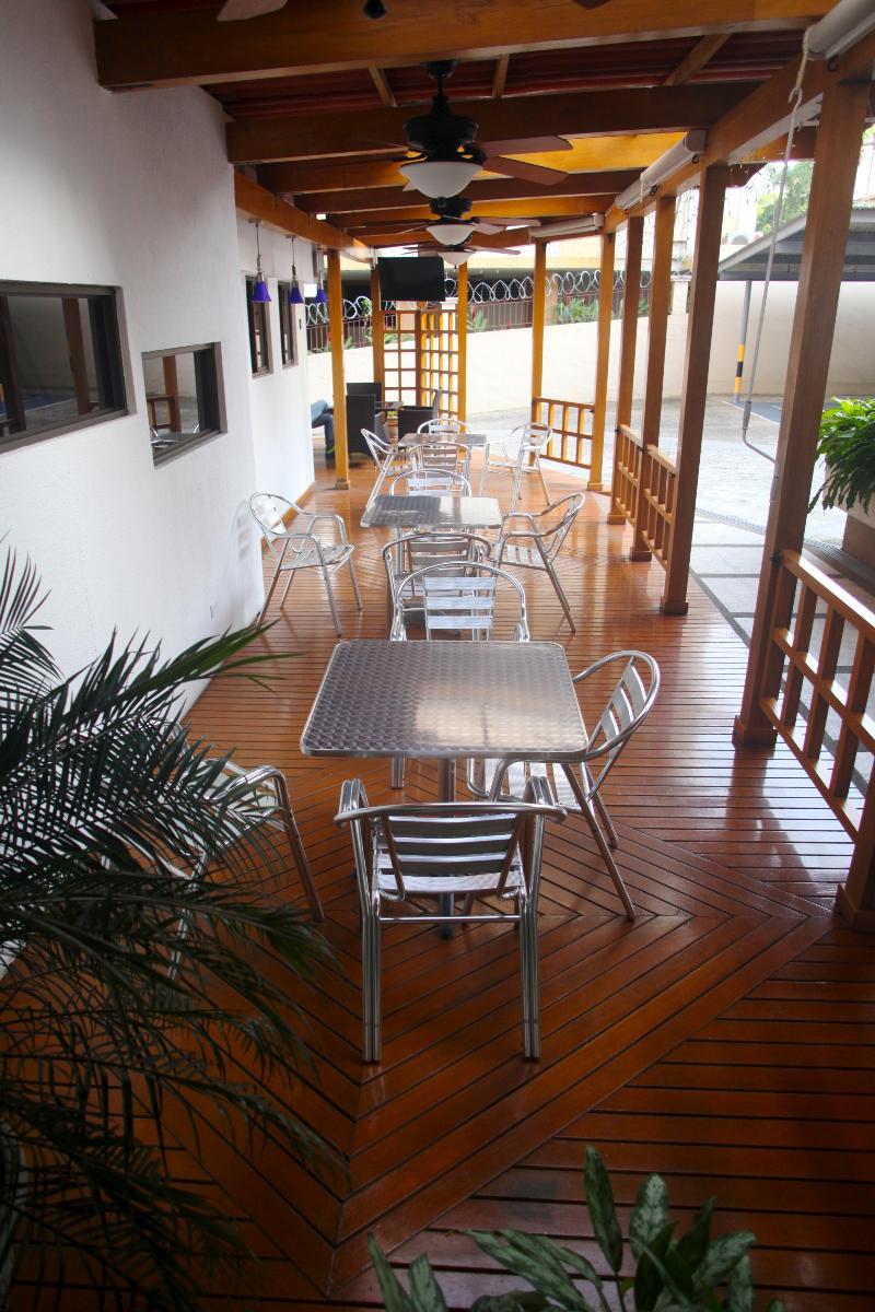 Az Hotel And Suites Panama City Exteriör bild